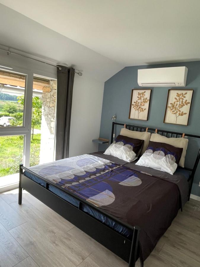 Domaine Ravy-Lilas Saint-Symphorien-sur-Saone Luaran gambar